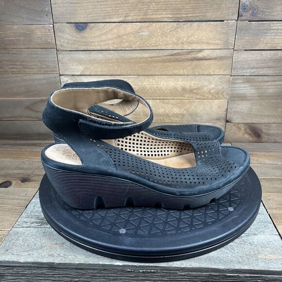 Clarks Wedge Sandals Womens 8.5M Reedly Salene Black Perforated Ankle Strap - Picture 1 of 10